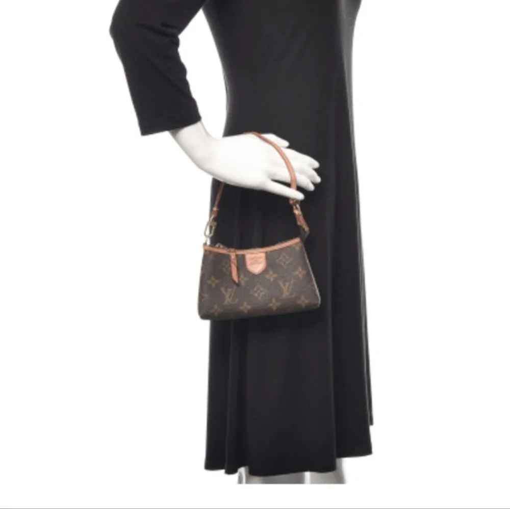 ❗️SOLD❗️🎉HP🎉Louis Vuitton Monogram Delightful Mini Pochette - Picture 4 of 16